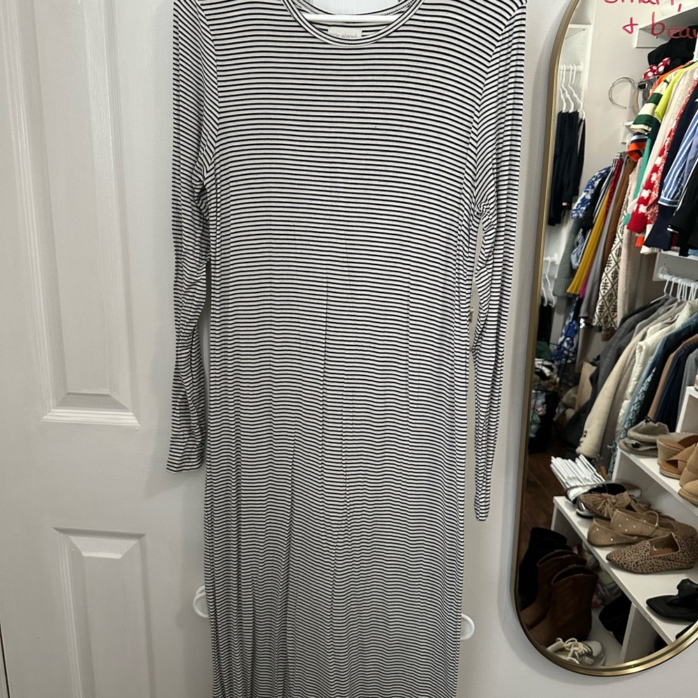 Striped Long Sleeve Maxi Dress